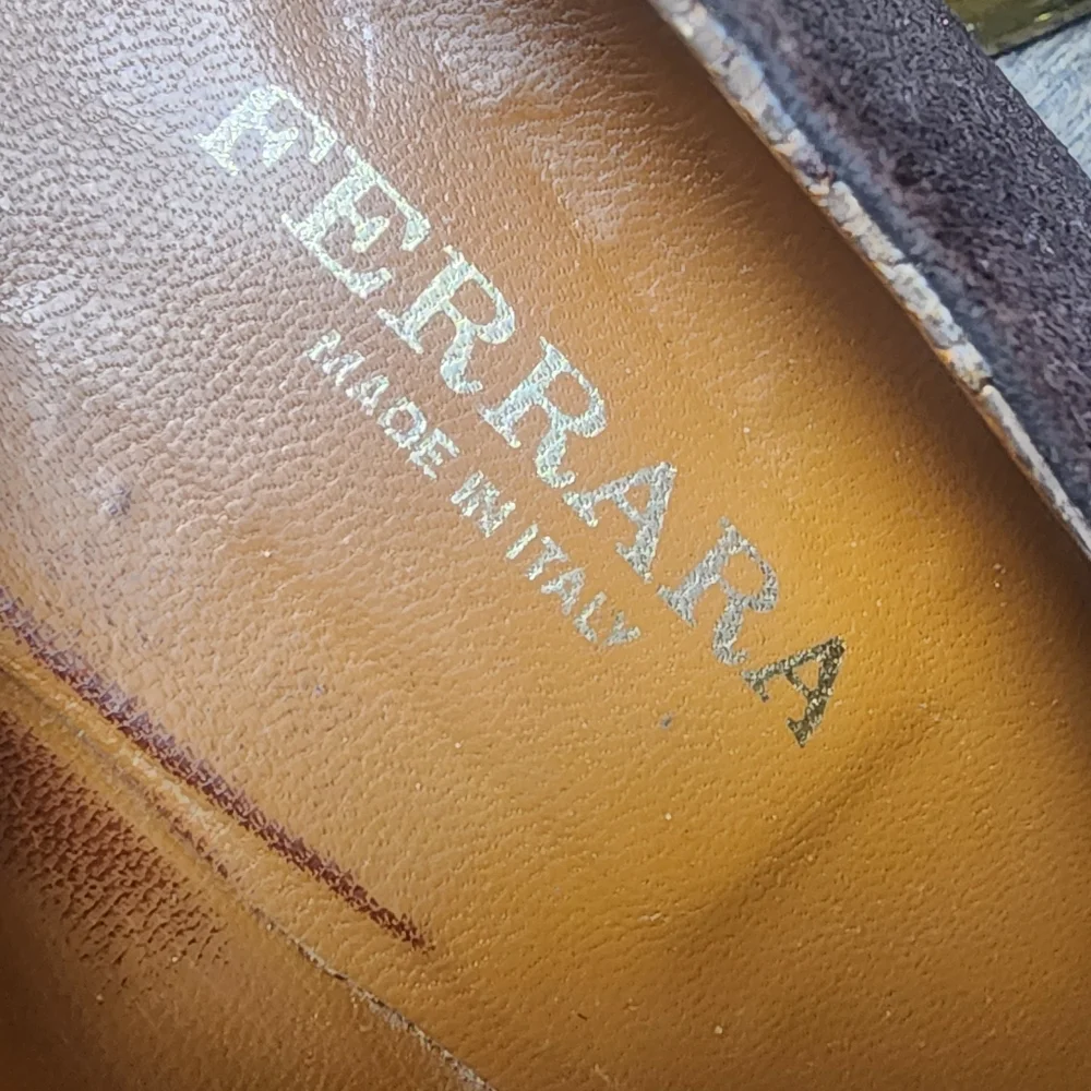 Ferrara‎ Women's Brown Suede Pumps with Gold Accent, Size 8.5, Made In Italy.